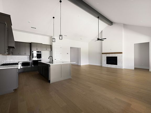 4th image of 1217 Governors Blvd