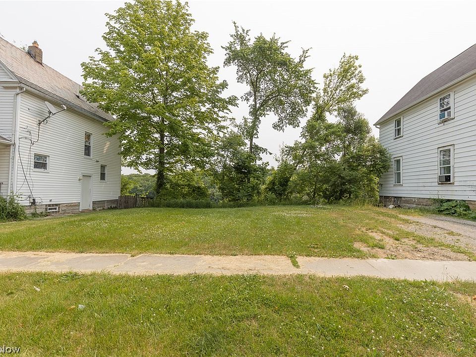 1st image of 137 Mendel Ct