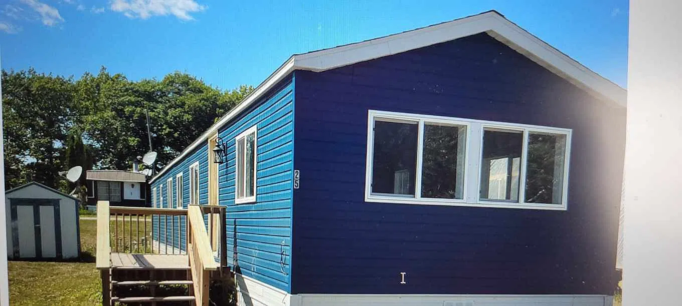 3 bed, 980 sqft, $1,000 — Photo 1