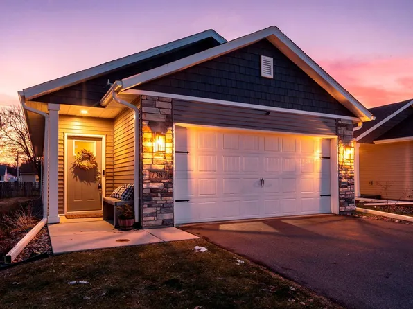 7387 Degrio Way, Inver Grove Heights, MN 55076