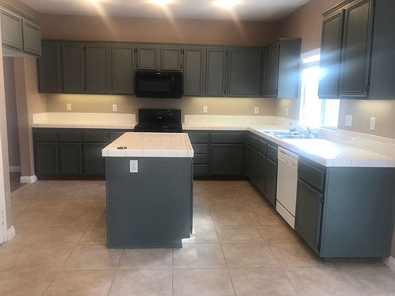 4th image of 14660 Hondo Dr