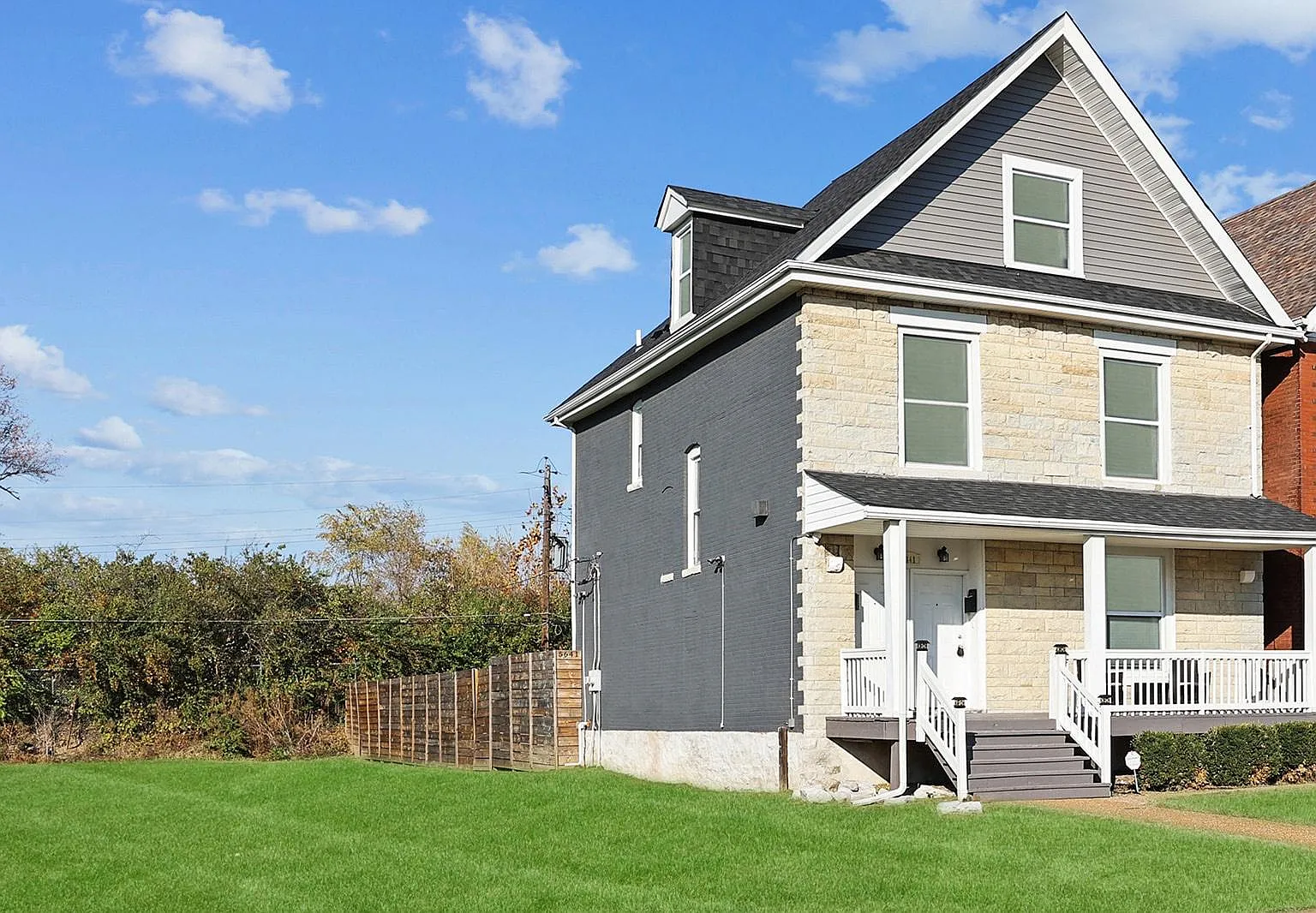 5641 Cates Ave — Photo 3
