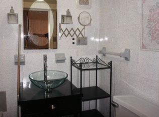 1725 Decatur St, Ridgewood, NY 11385