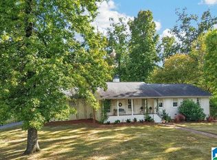 2709 Mount Royal Cir, Birmingham, AL 35216
