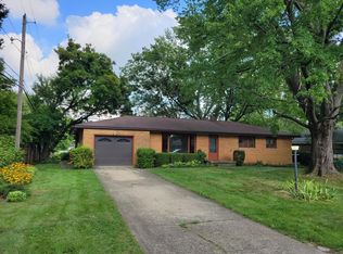 1720 McDonald Dr, Champaign, IL 61821