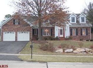 12807 Westledge Ln, Saint Louis, MO 63131