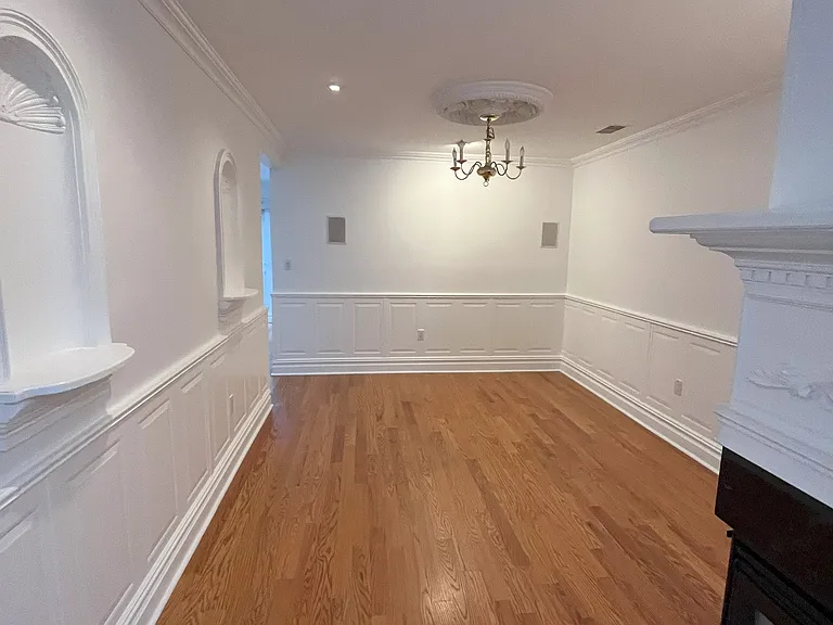 2417 Stanhope Ct — Photo 17
