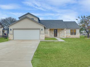 335 Knollwood Circle, Bandera, TX 78003