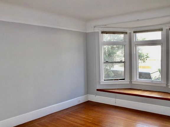 3rd image of 2335 Larkin St APT 6