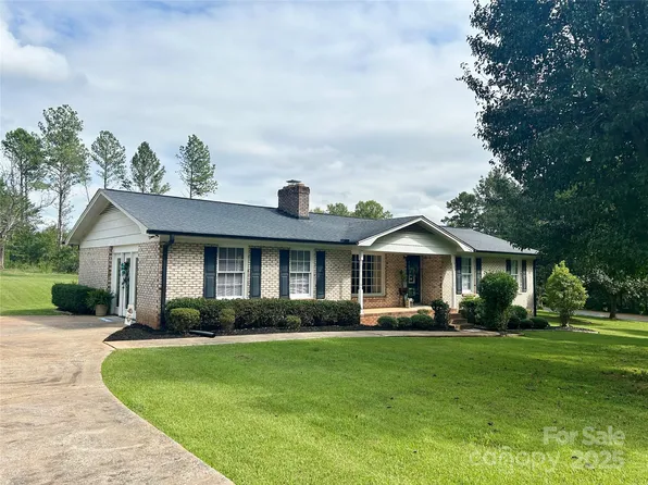 241 Eastview Dr, Bostic, NC 28018