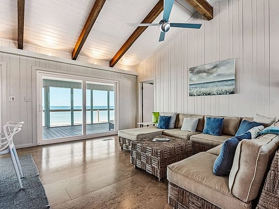 3rd image of 914 Gulf Shore Dr