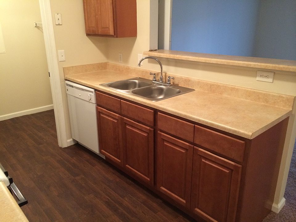 2nd image of 204 Byxbe Dr