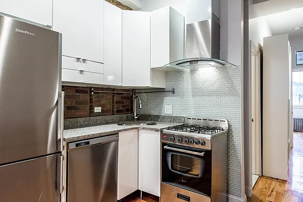 Rented by EXR | media 20