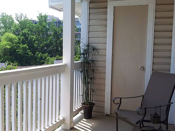 Large and Private Balcony!