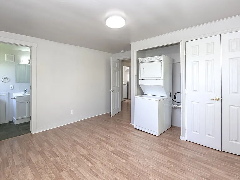 3719 S Thompson Ave #2 — Photo 3
