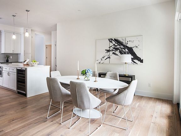 4th image of 8 Boulevard West #402