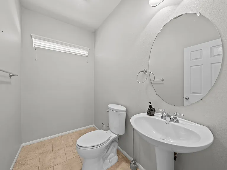 34081 Clovis Way — Photo 18