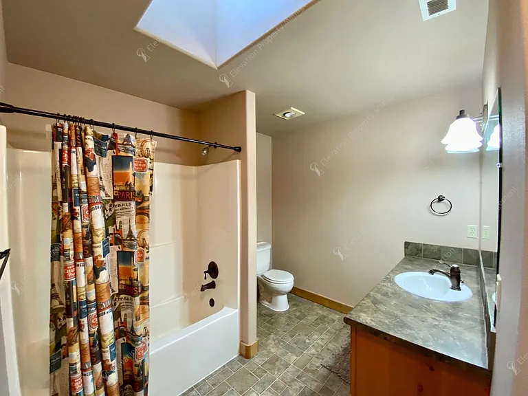 20187 Merriewood Ln — Photo 10