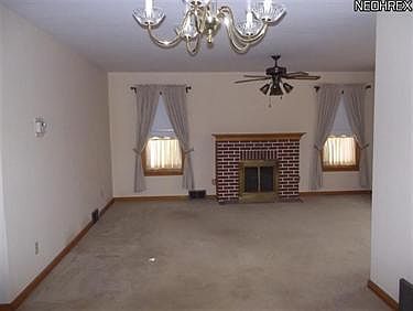 4th image of 207 Central Parkway Ave SE