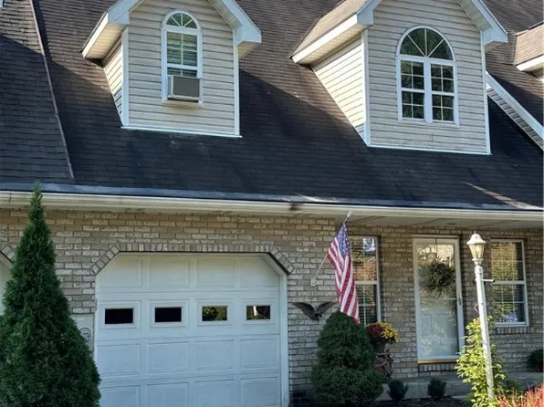 519 N Washington St APT 5, Butler, PA 16001