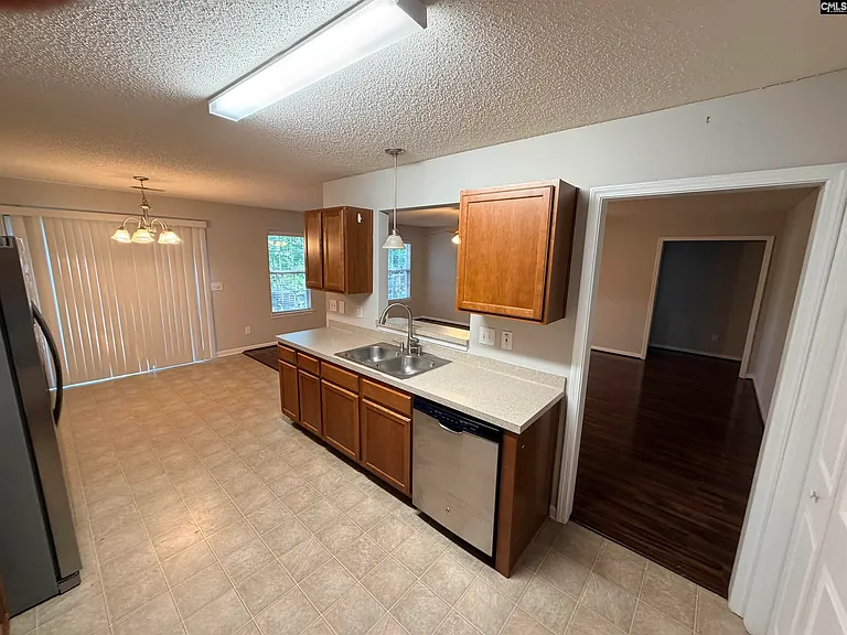 5 Redbrush Ct — Photo 7