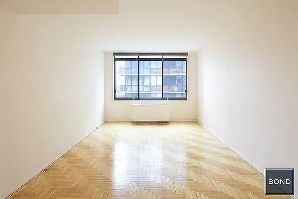 Rented by Bond New York | media 6
