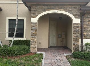 9373 W 33rd Way #9373, Hialeah, FL 33018