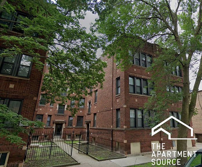 1st image of 4721 N Leavitt St #1