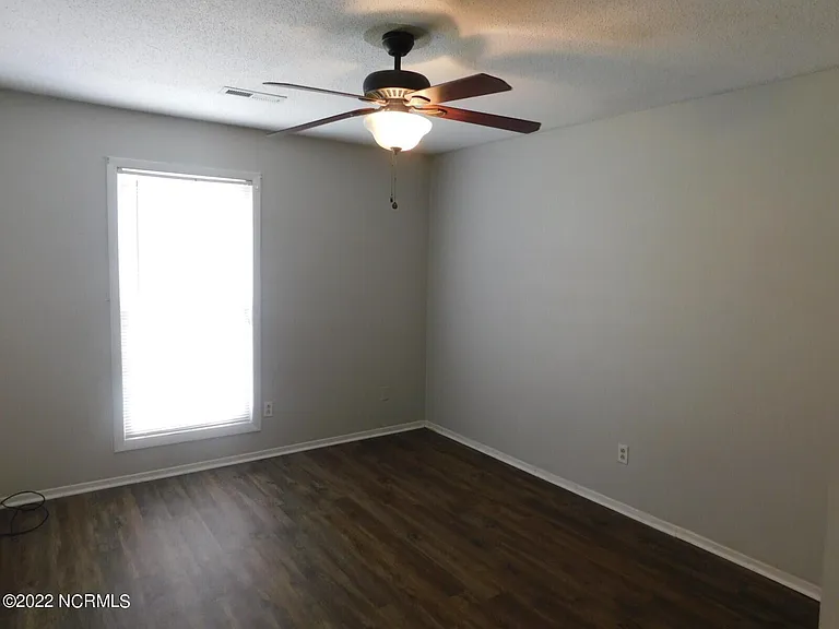 226 Webb Blvd — Photo 10