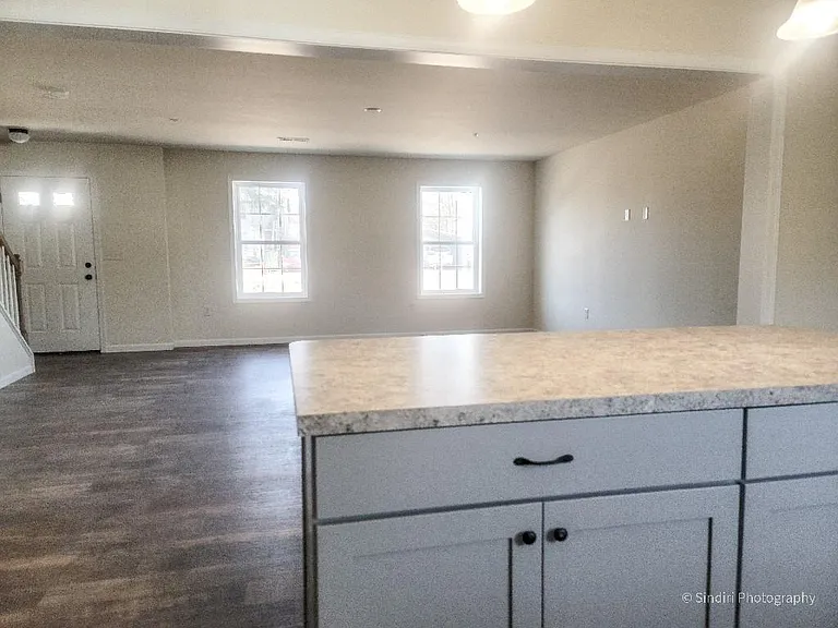 10 Skip Ln — Photo 8