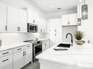 8111 Janda Susan Rd, San Antonio, TX 78209