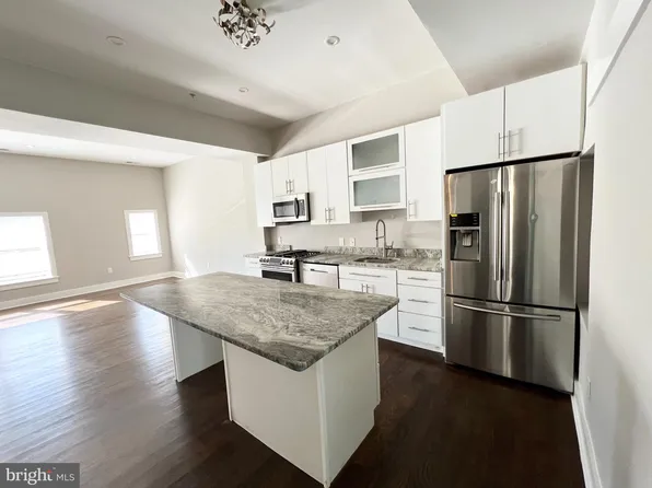 1620 E St NE #3, Washington, DC 20002