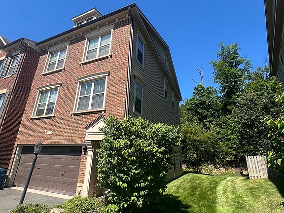 2nd image of 23335 Tradewind Dr