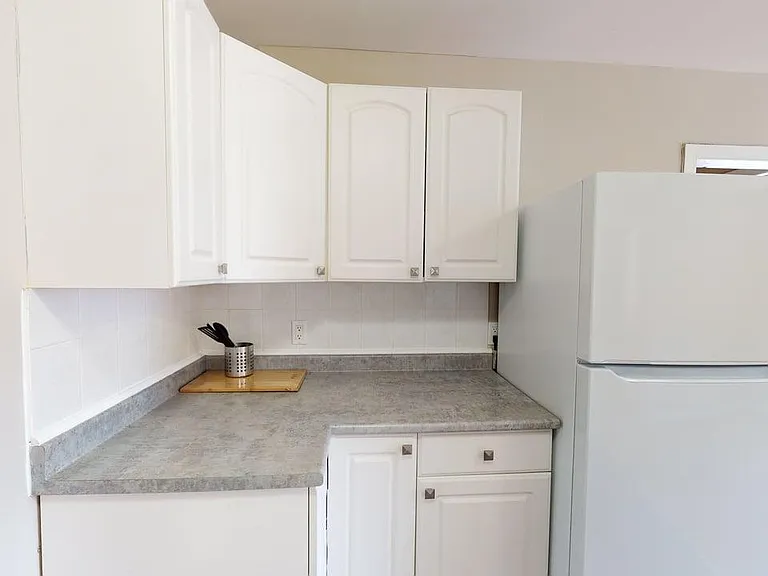 217 Laurier Ave E #6 — Photo 12