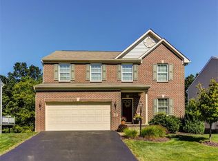 127 Broadstone Dr, Mars, PA 16046