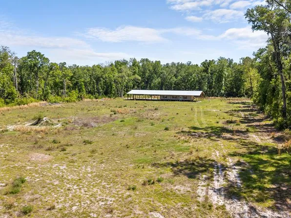 2064 NE 389th Ave, Old Town, FL 32680