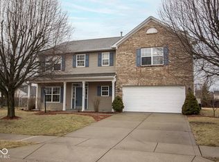 9078 N River Chase Ln, McCordsville, IN 46055