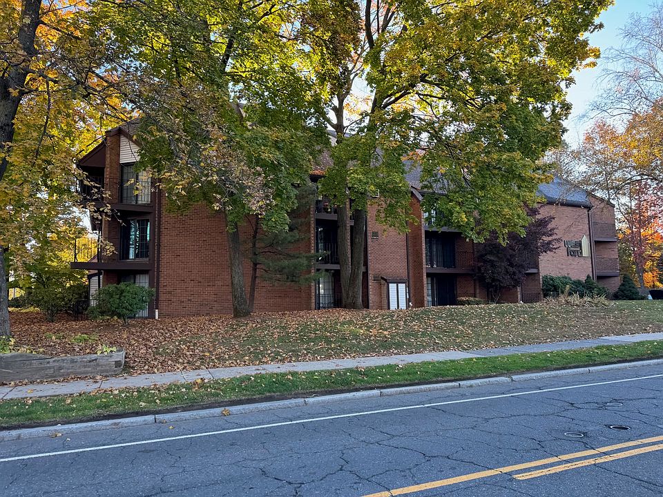 1st image of 181 Loomis Dr APT 148