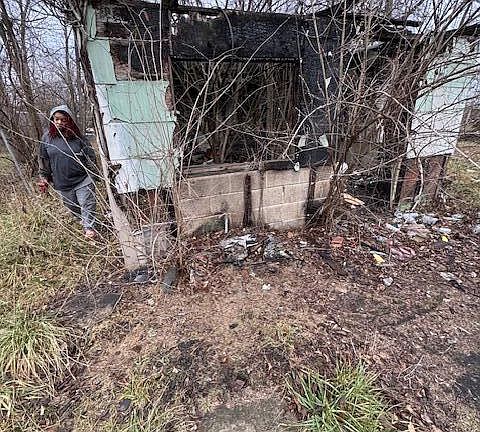 4th image of 3371 2nd Ave