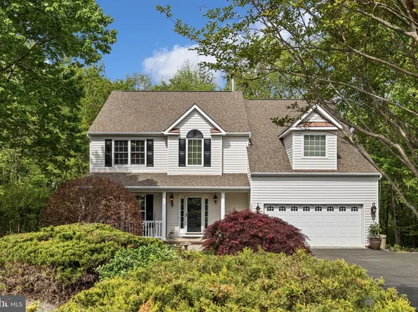 13004 Crested Ct, Fredericksburg, VA 22408