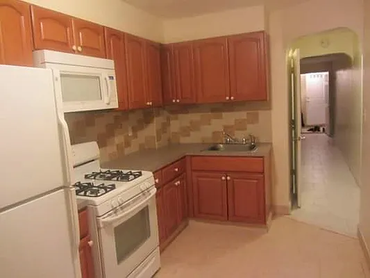 Rented by Old Brooklyn Real Estate Inc | media 9