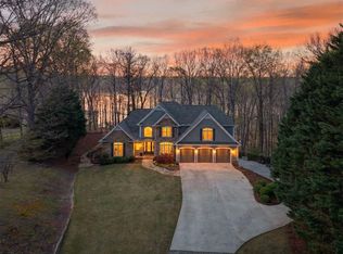 2686 Tammi Ln, Gainesville, GA 30506