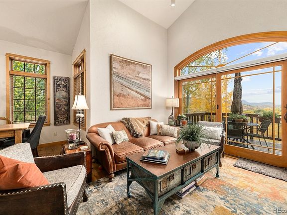 5th image of 452 Parkview Drive UNIT 20