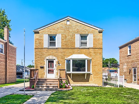 2nd image of 10440 S Hamlin Ave