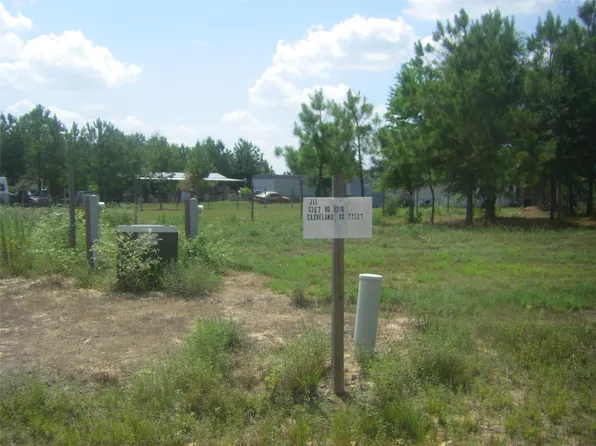3667 Road 5210, Cleveland, TX 77327