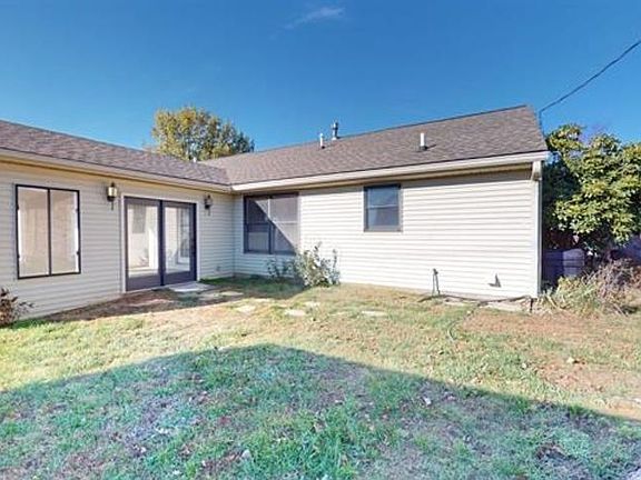 2nd image of 1058 Millcreek Dr