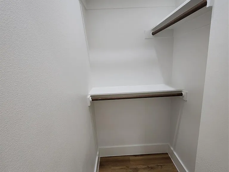 316 S Sandra St #A — Photo 13