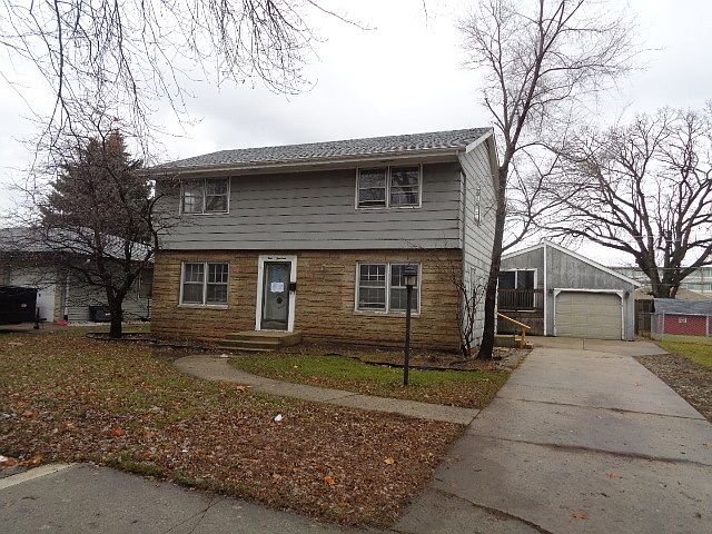 1st image of 414 Bellarmine Dr W