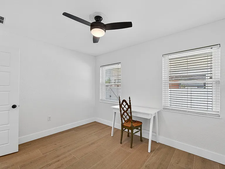 1839 Saint George Dr — Photo 38