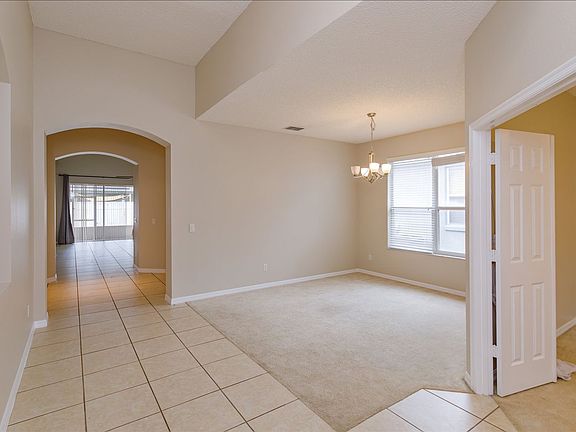 3rd image of 5537 Burlwood Dr